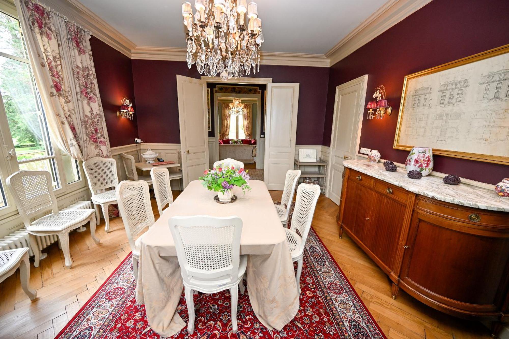 ชาโต เดอ ลา แช Hotel Saint-Christophe-en-Brionnais ภายนอก รูปภาพ